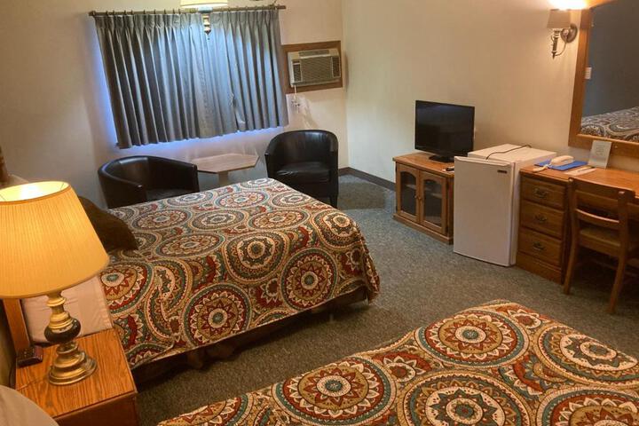 Comfort Double Room 2 Queen Beds (5 of 6)