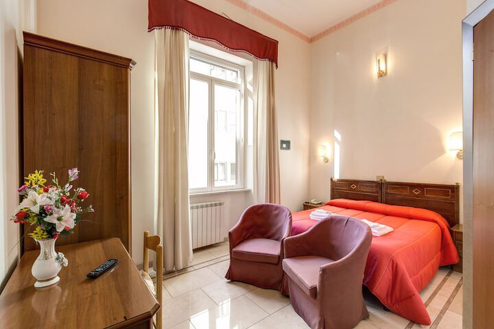 Room 46 of 83