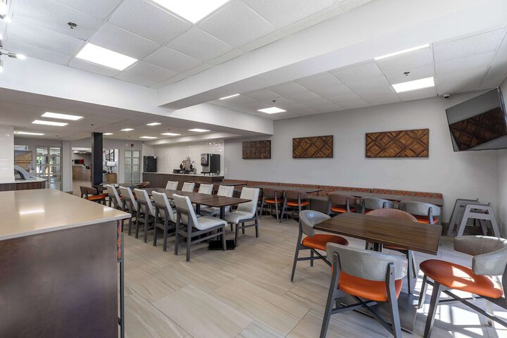Breakfast area