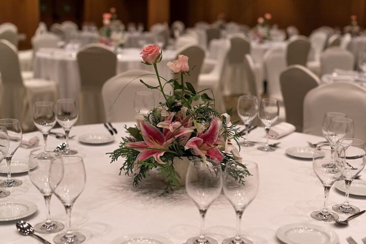 Ballroom/Hall 63 of 72