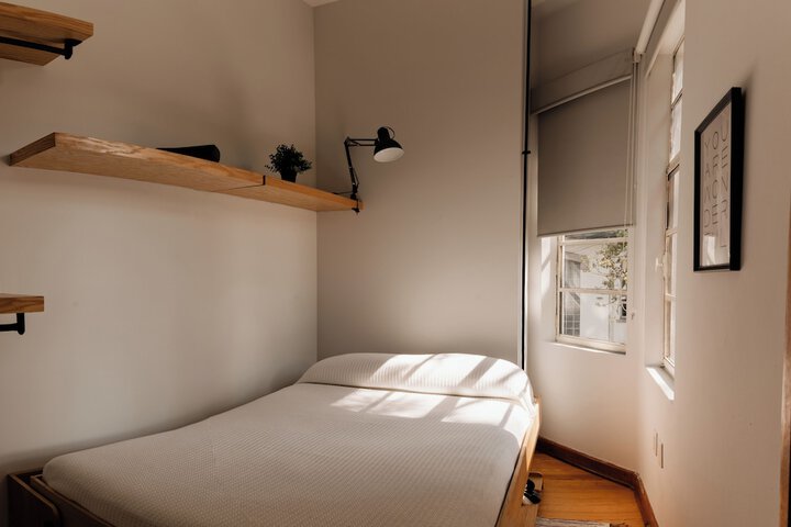 Room 16 of 50