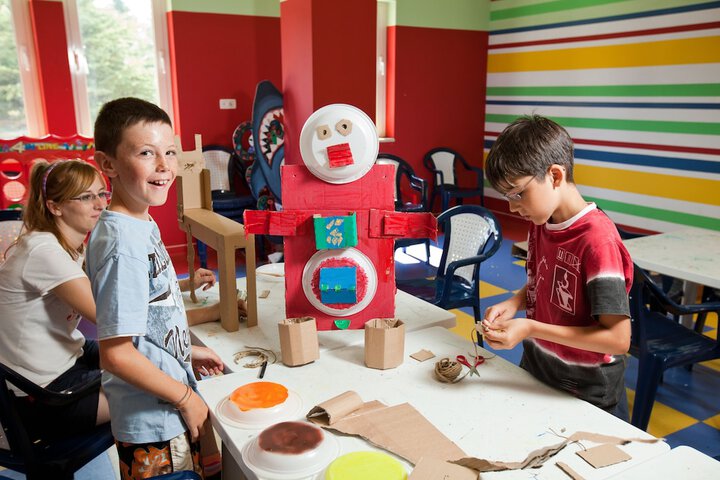 Childrens Activities 43 of 72