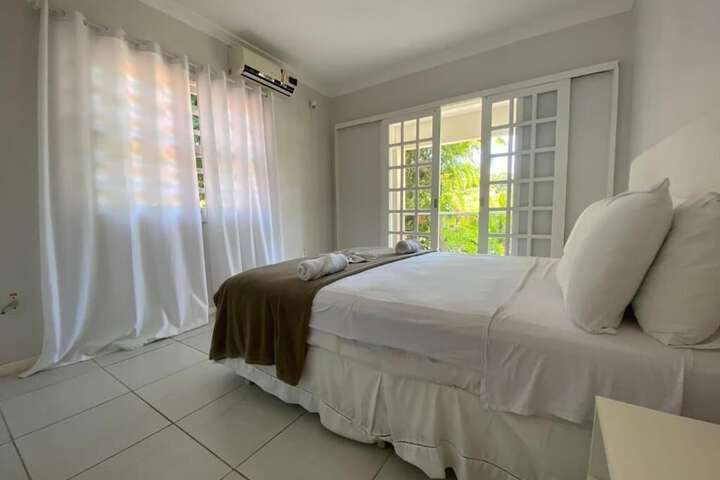 Room 32 of 79