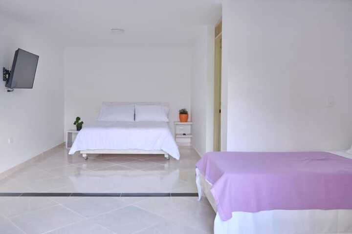 Room 5 of 14