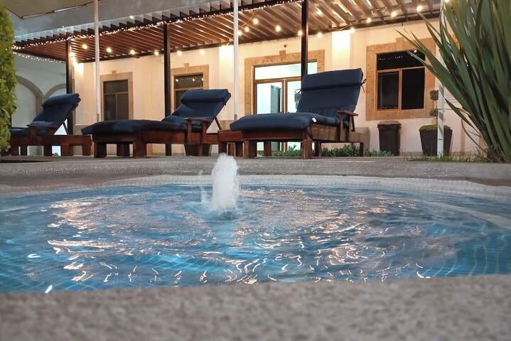 Pool 32 of 81