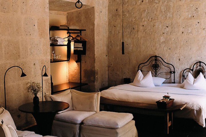 Hotel 64 of 74