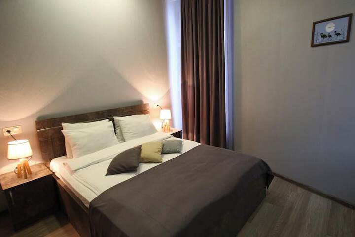 Room 64 of 86