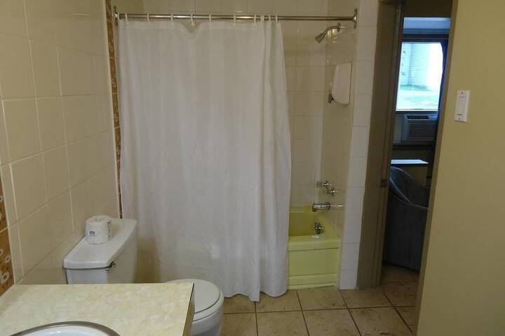 Room 49 of 62