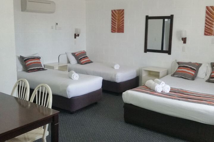 Room 8 of 79