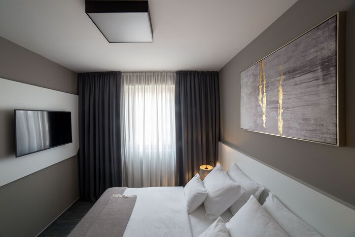 Room 22 of 31