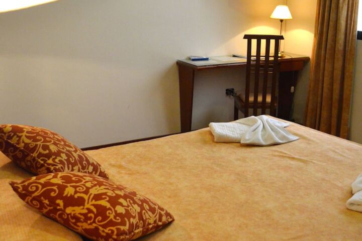 Room 5 of 29
