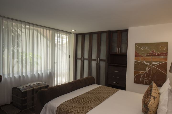Room 6 of 75