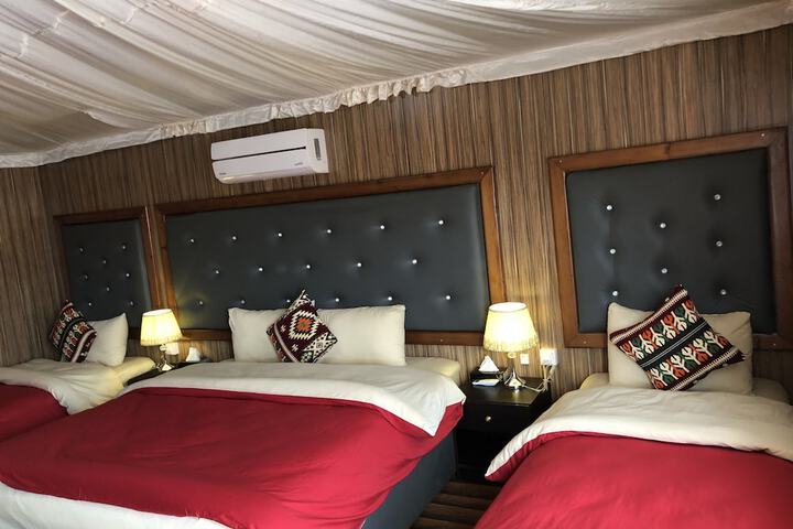 Room 4 of 38