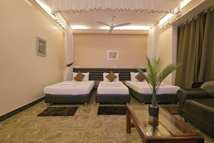 Room 14 of 36