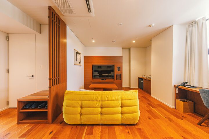 Room 57 of 117