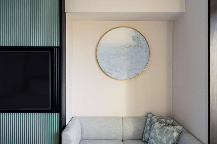 Room 55 of 110