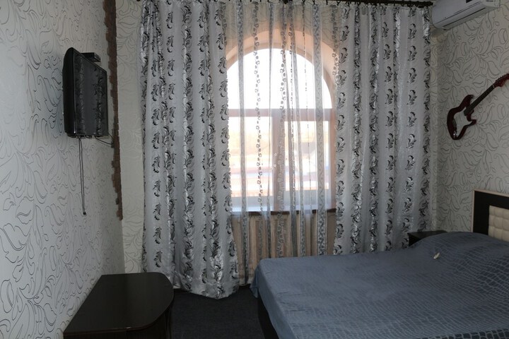 Room 17 of 75