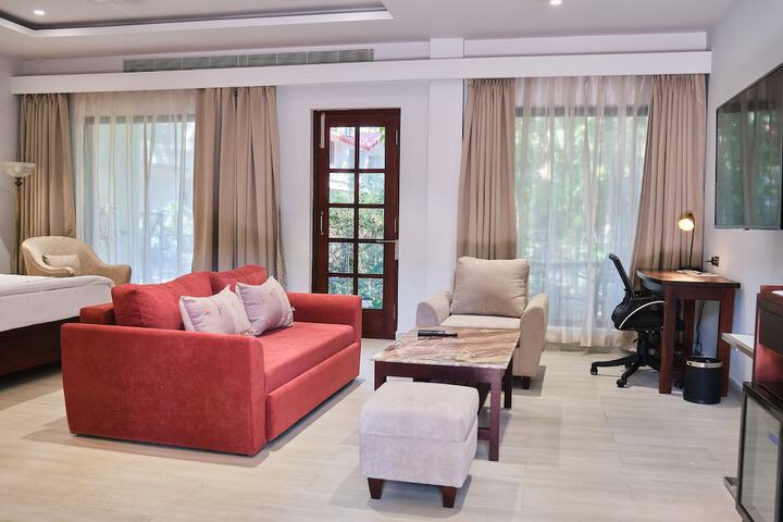 Room 3 of 30