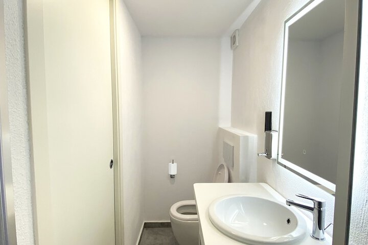Room 29 of 34