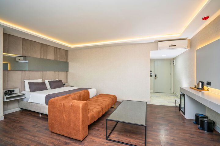 Room 18 of 63
