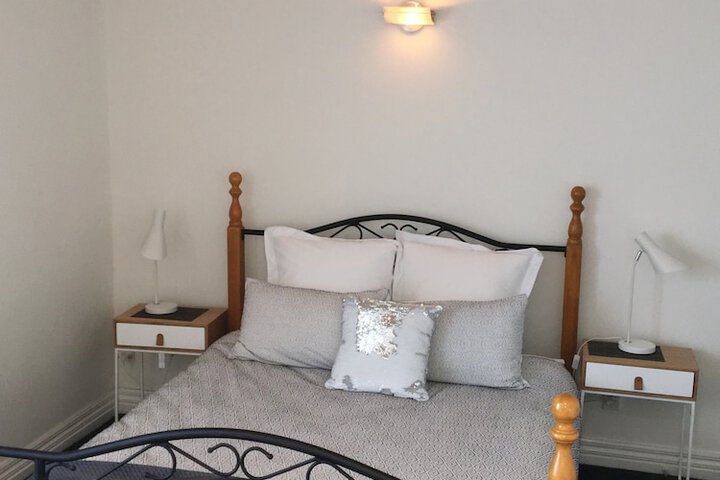 Room 11 of 129