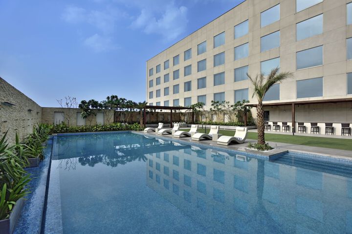 Hotel with Pool