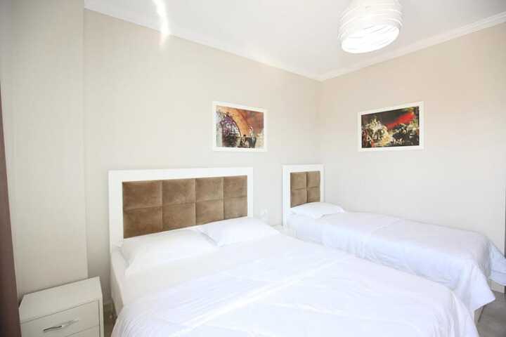 Room 12 of 46