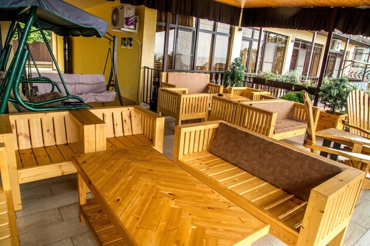 Sundeck 89 of 95