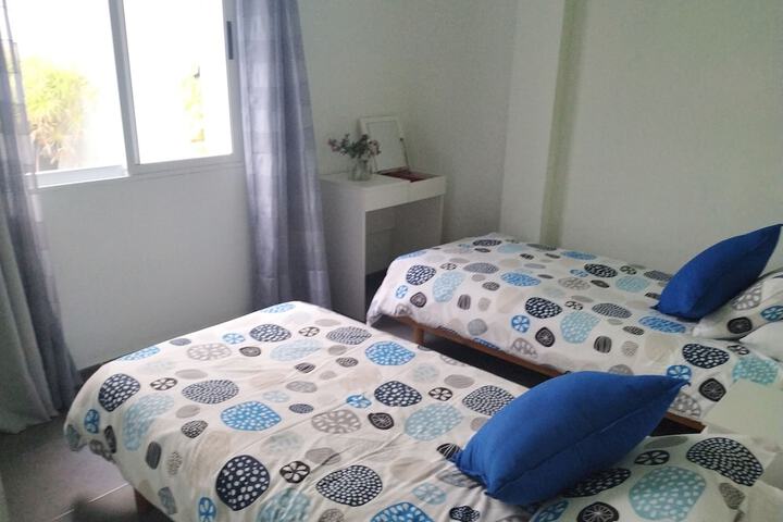 Room 27 of 69