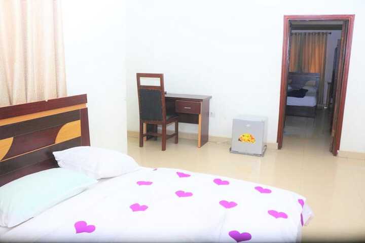 Room 22 of 26