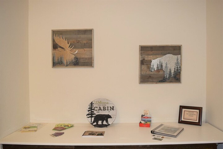 Room 5 of 95