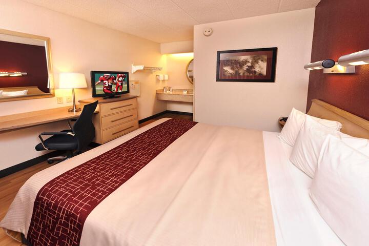 Standard | King Bed (1 of 18)