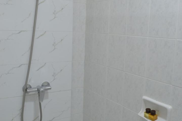 Room 8 of 20