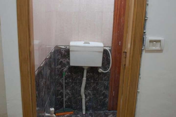 Room 18 of 31