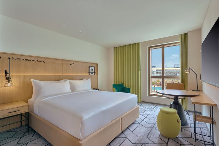 Room 19 of 41