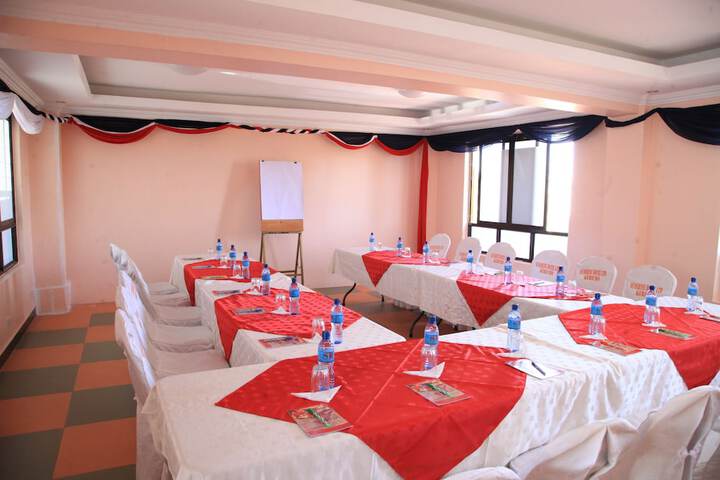 Ballroom/Hall 19 of 26