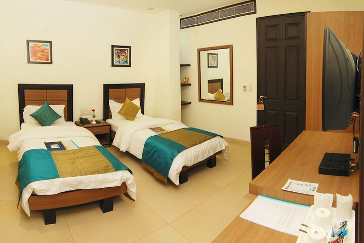 Room 8 of 51