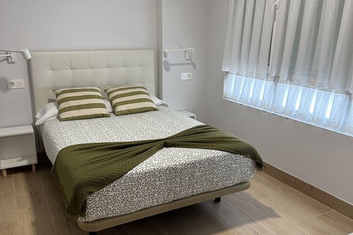Room 32 of 85