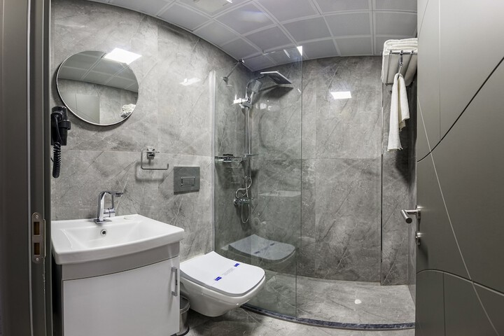 Room 20 of 49