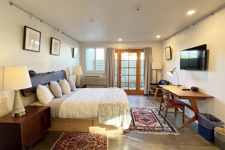 Room 11 of 123