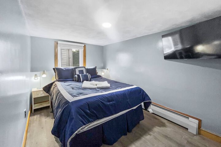Hotel 7 of 32