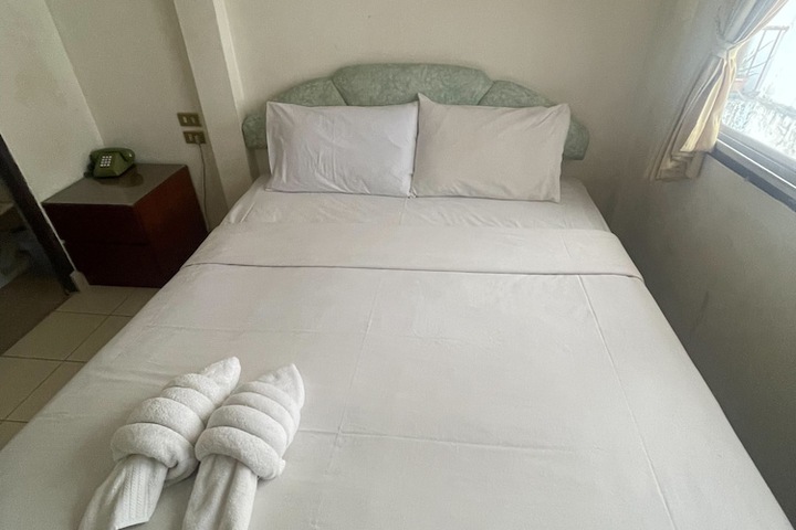 Room 21 of 58