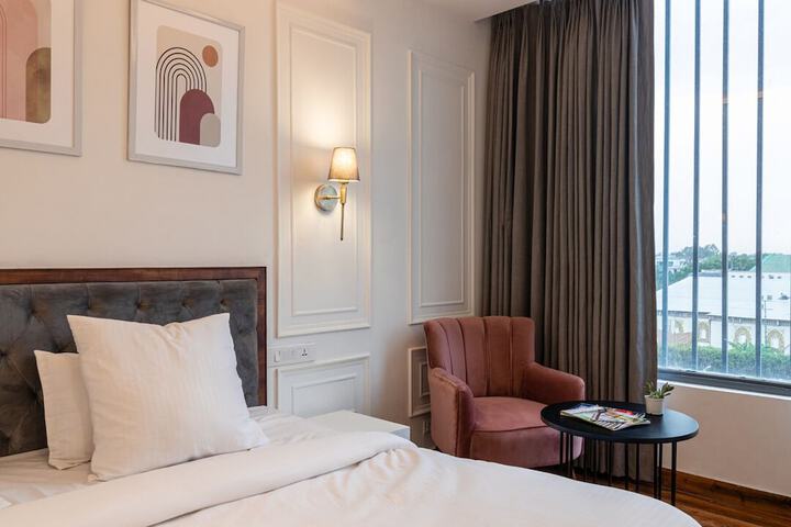 Room 3 of 15