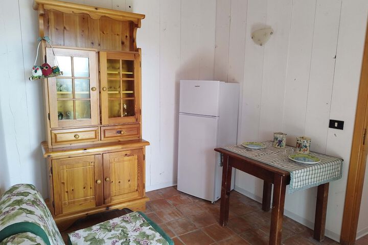 Room 15 of 28