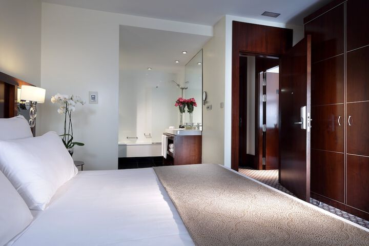 Room 21 of 54