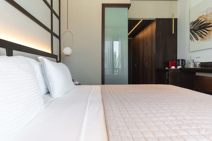 Room 19 of 60