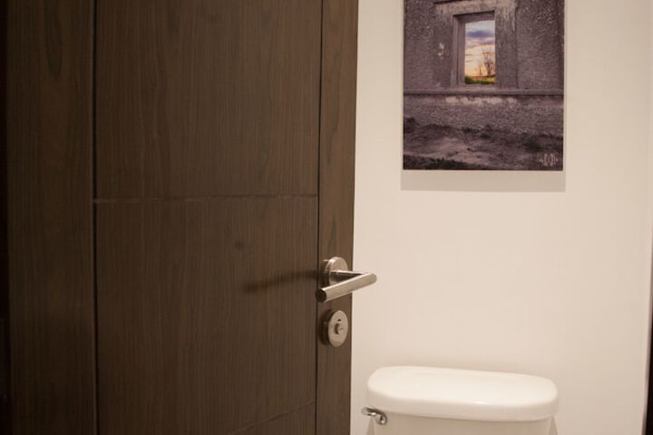 Room 10 of 23