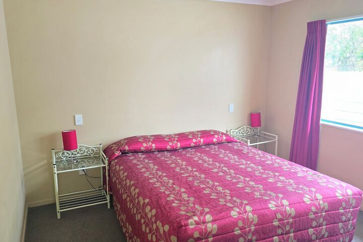 Room 6 of 22
