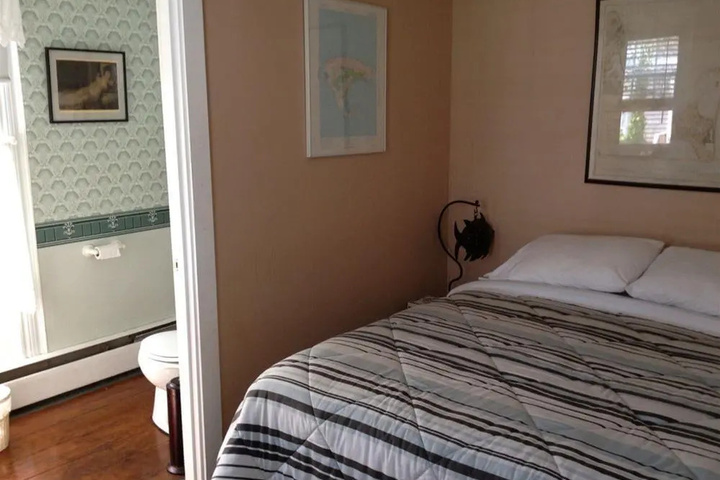 Room 3 of 5