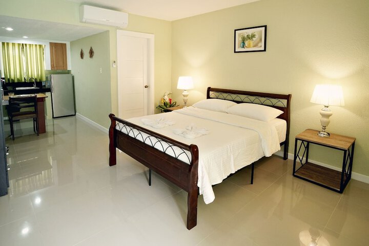 Room 17 of 43